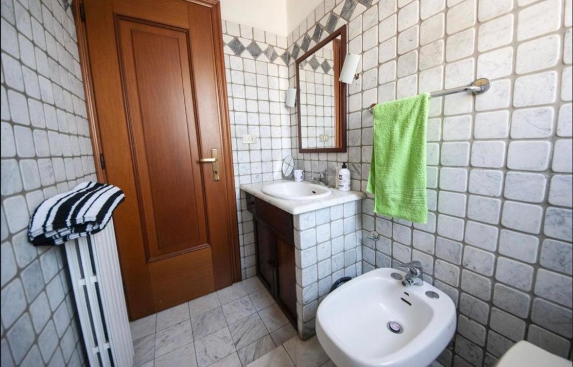 Grande Appartamento In Centro Pontedera Exteriör bild